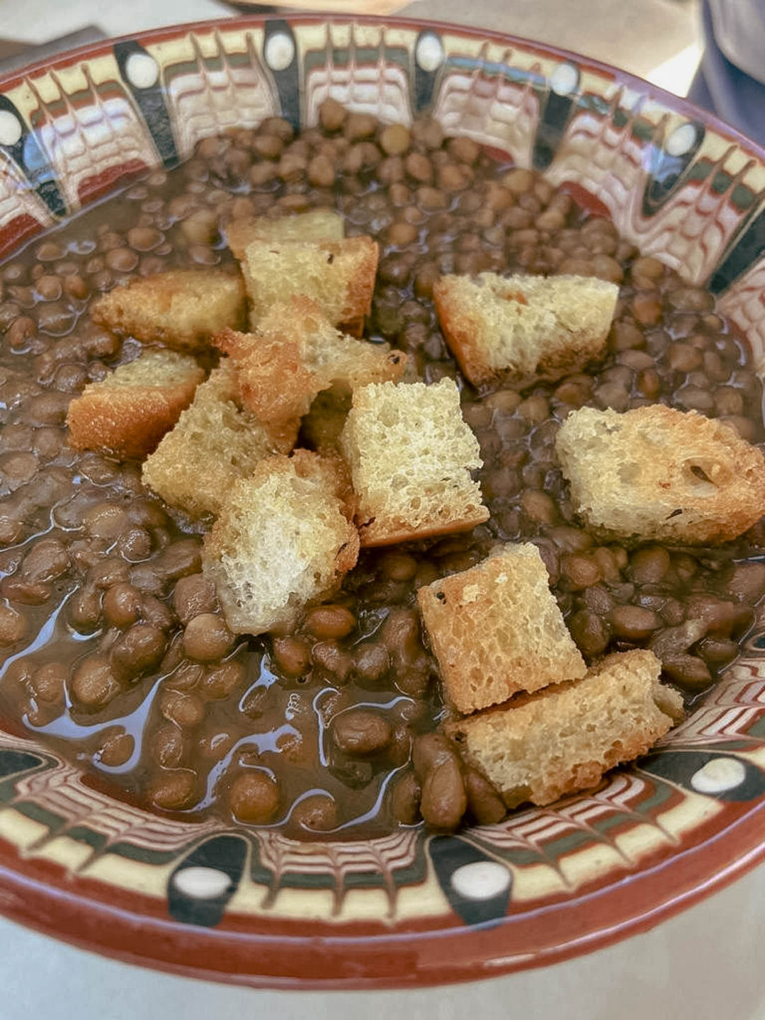 zuppa di lenticchia ristorante a castelluccio 