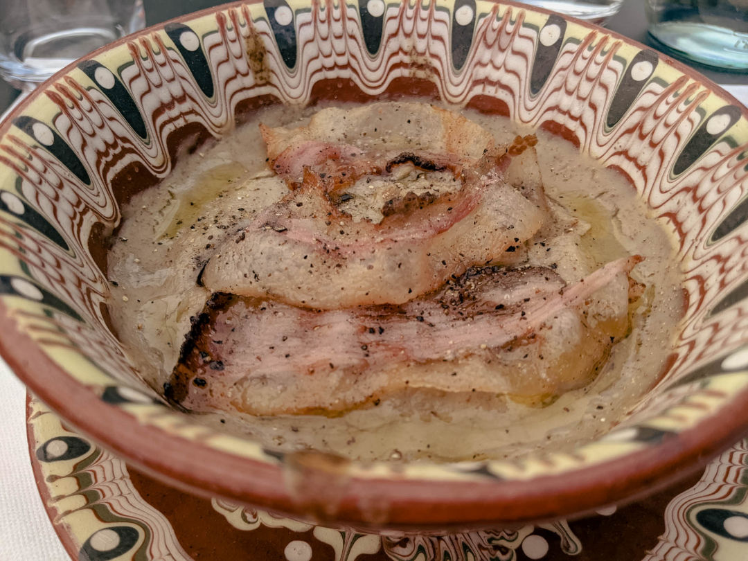 piatti farecchiata con guanciale castelluccio osteria del vettore